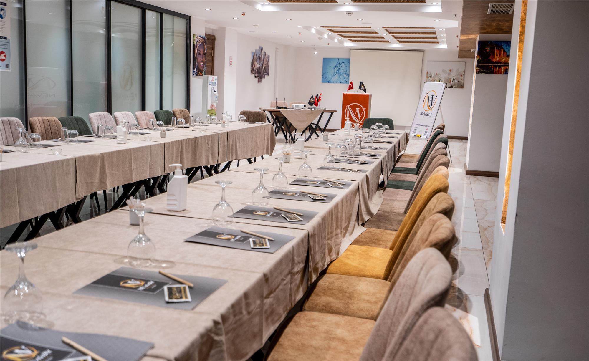 Meetings & Events Meetings & Events