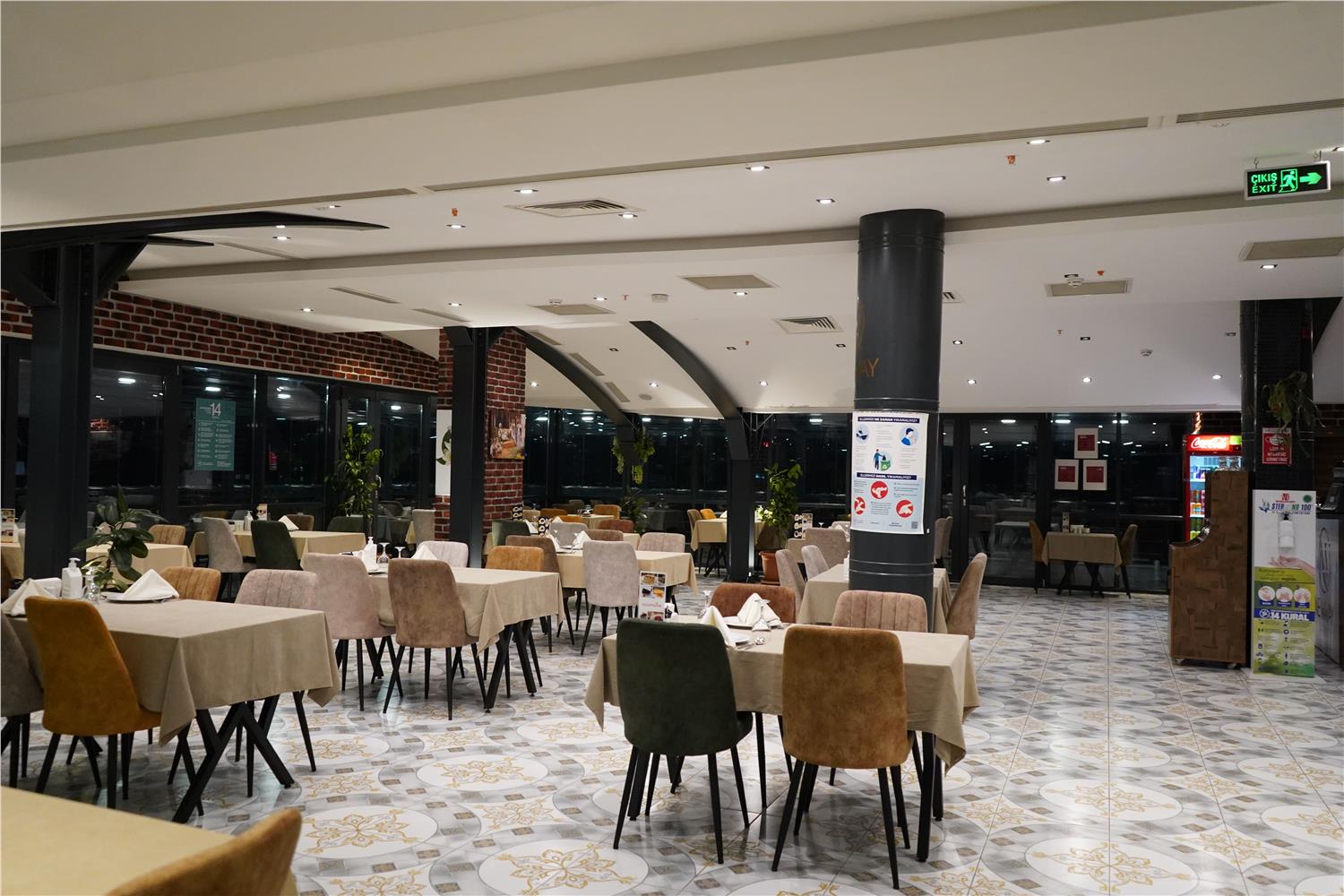 Toplantı & Etkinlikler Toplantı & Etkinlikler